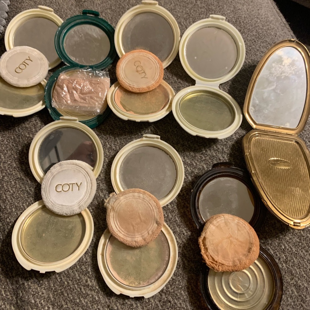 Vintage Compact, Elgin American, Floral, With Powder Puff Coty  Lot 8 Compacts
